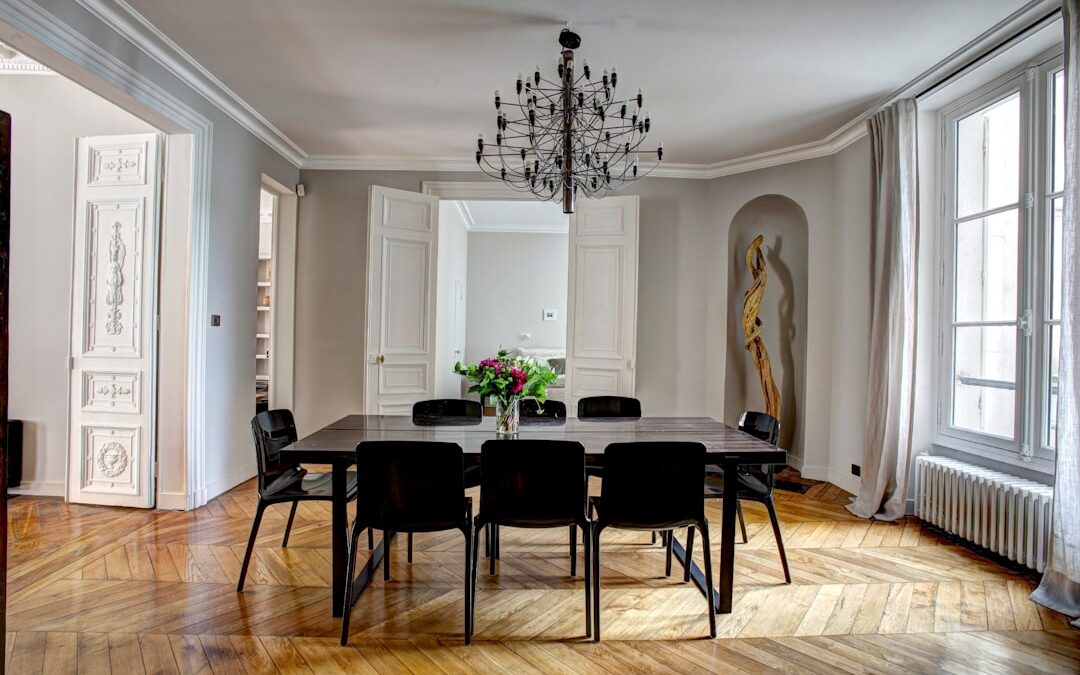 Bespoke Dining Tables: Where to Find the Perfect Maker